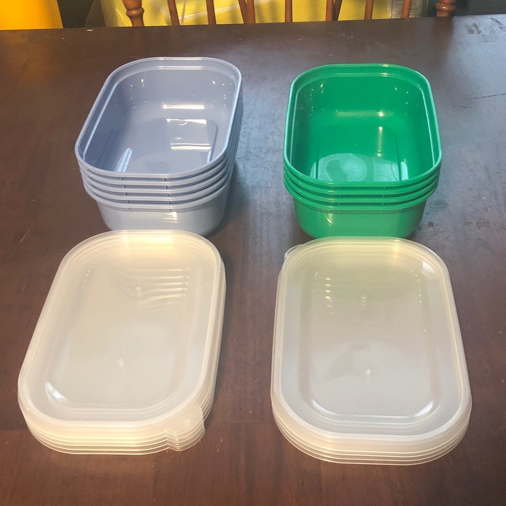 🥤 Room Essentials Reusable Plastic Food Storage Containers Set (9)